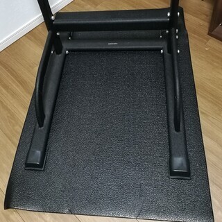 懸垂マシーンの画像