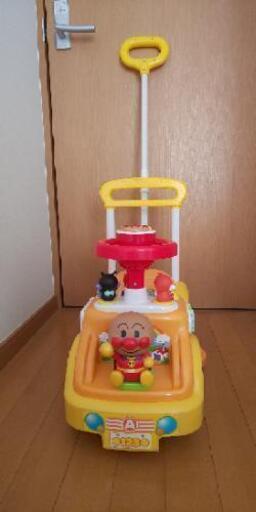 【中古】アンパンマン よくばりビジーカー 押し棒・ガード付  箱有