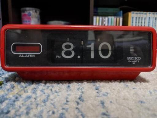 昭和レトロ パタパタ時計 電池式 SEIKO セイコー クウォーツ 赤　QN 407R