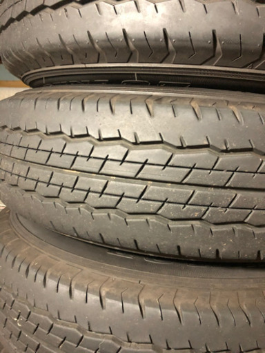 ハイエース　走行1万キロ未満　まだまだ使えます