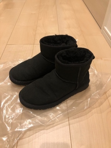 【UGG】ショートムートンブーツ