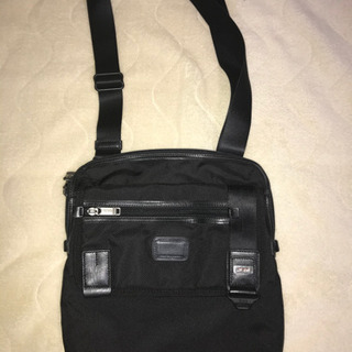 ☆中古美品☆TUMI 22304DH ショルダーバッグ