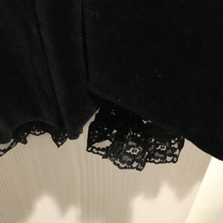 レストローズ　黒のベロアワンピースの画像