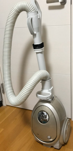 【値下げ】三洋電機 エアブロックサイクロン SC-XW55M