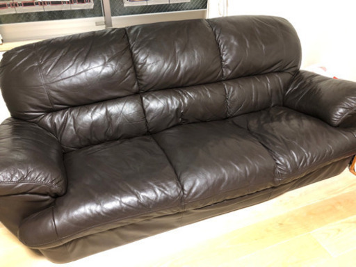 ＊値下げ！！＊ニトリ3人掛けレザーソファ　牛本革
