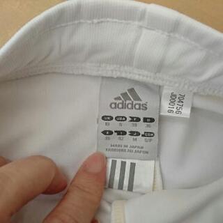 美品☆adidasアディダス☆スコートの画像