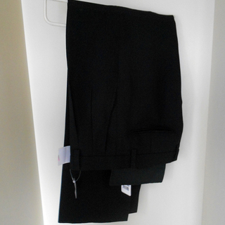 ★値下げ 学生服　黒ズボン新品１点限り