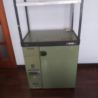 米びつも付のスチール棚（電子レンジ置）