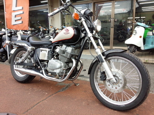 NO.2339　レブル　空冷４サイクル並列２気筒２５０ｃｃ　ブラック＆シルバー　☆彡