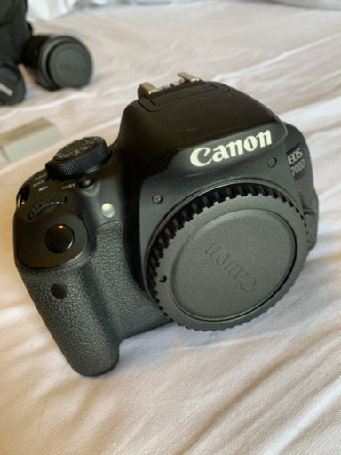 大人気 Eos kiss X7i の海外モデル 中身は、kiss X7i と全く同じ