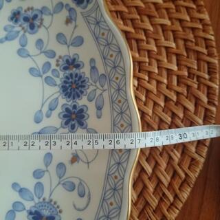 NARUMIボーンチャイナ 27センチプレート🍀の画像