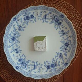 NARUMIボーンチャイナ 27センチプレート🍀の画像