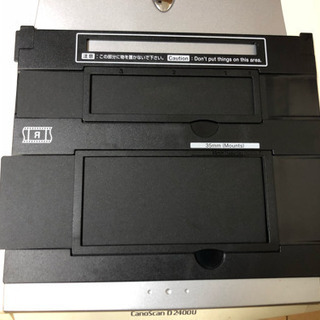 キヤノン フラットベッドスキャナD2400Uの画像