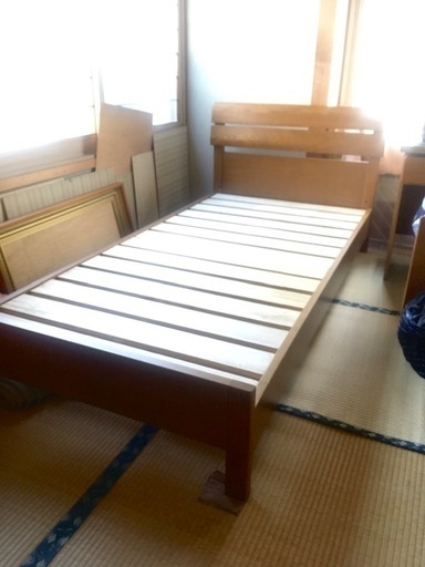 シングルベッド　1,000円