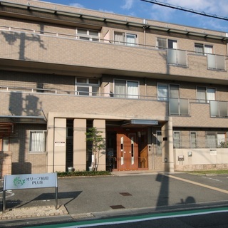駅近　急募　調理補助　スタッフの募集　未経験の方もお気軽に　老人ホームでの仕事ですの画像