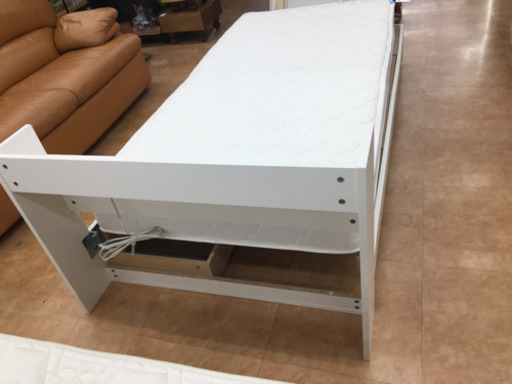 【トレファク摂津店 店頭限定】 シングルベッド入荷致しました！！