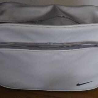 NIKEスポーツバッグ