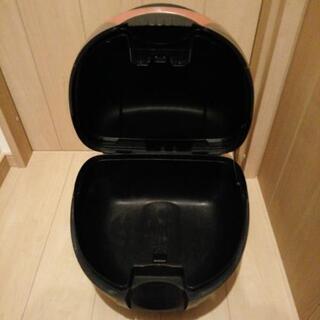 SHAD バイク用ボックス　SH33の画像