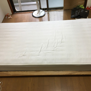 無印良品　シングルベッドフレーム+マッマトレス