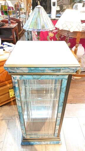 ☆アンティーク イタリア製 ガラスキャビネット コレクションケース☆33×33×80㎝☆配達可能 志木/買取帝国 