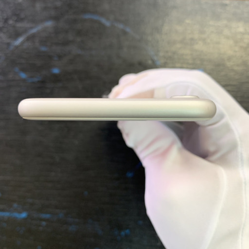 【SIMフリー】【美品】iPhone7 128gb シルバー