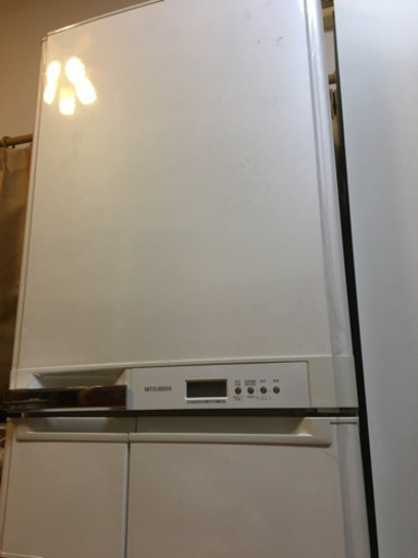 決定。三菱ノンフロン冷蔵庫　ファミリー向け　401L MR-S40M-W形