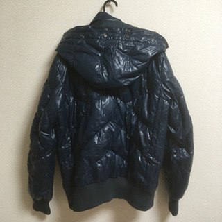 ユニクロ ダウンジャケットの画像