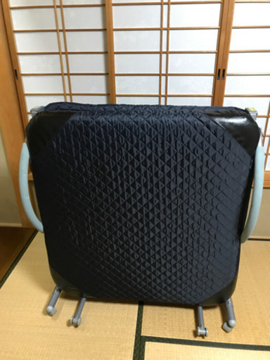 【状態良好】折畳式　シングルベッド