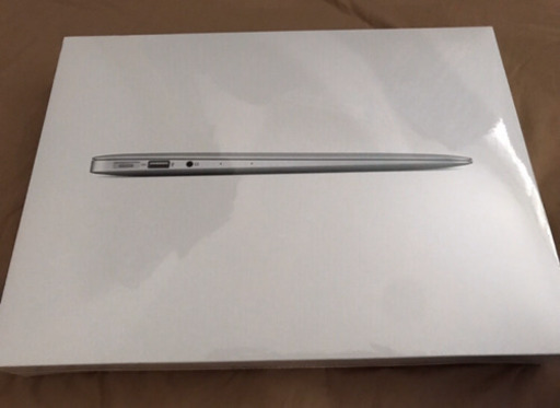MacBook Air 13-inch 新品