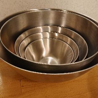 柳宗理のボウル5点、ザル3点セット￥6000！！【価格交渉可能】