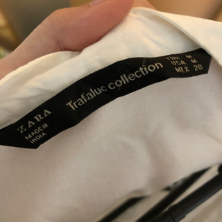 【引取先確定済】ZARA 刺繍シャツの画像