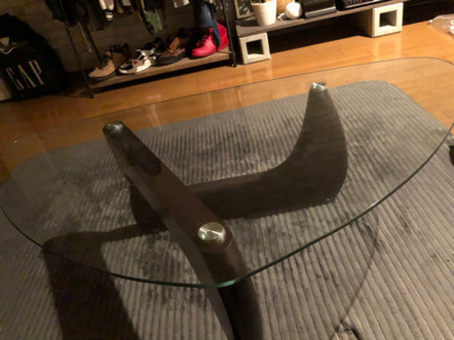 ※8900円→4900円　ガラステーブル