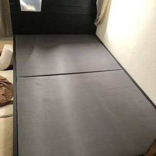 【無料】セミダブルベット(ベッドフレームのみ)の画像