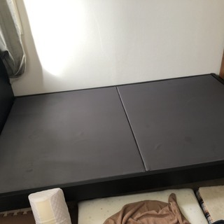 【無料】セミダブルベット(ベッドフレームのみ)の画像