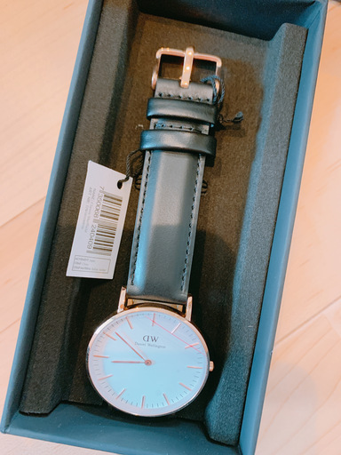 新品箱付き！ダニエルウェリントン 腕時計 0508DW