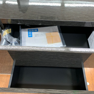 カウンター下にちょうど良いサイズ感!シギヤマ家具の未使用品です!の画像