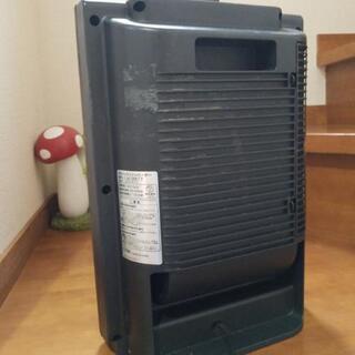 セラミックファンヒーターの画像