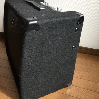 ベリンガー K9000FX キーボードアンプの画像