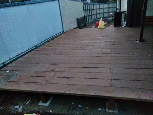 ウッドデッキ用木材　レッドシダー