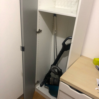 ★お取引中 IKEA おしゃれ 掃除用具入れ 【送料ご負担頂ければ郵送も可能】の画像