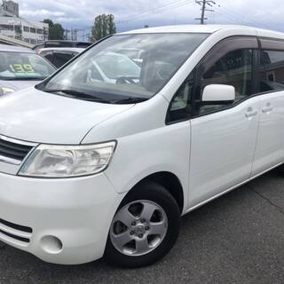 ■481[カーズ大阪]【全国陸送１万円キャンペーン中！】セレナ♪...