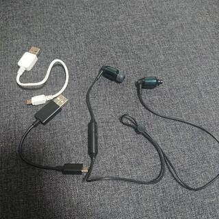 ワイヤレスイヤホン