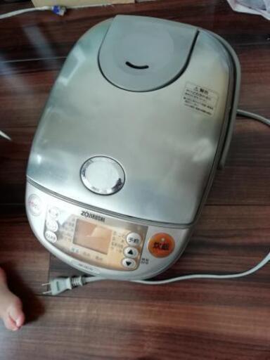 お値下げ☆IH炊飯ジャー極め炊き　炊飯器