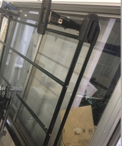 ルーフキャリア  ニッサン  バンに付いてました。