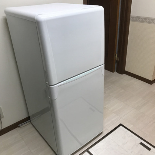 東芝製　冷蔵庫　2ドア　120L  2010年製