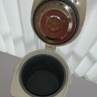 電気ポット　2.5Lの画像