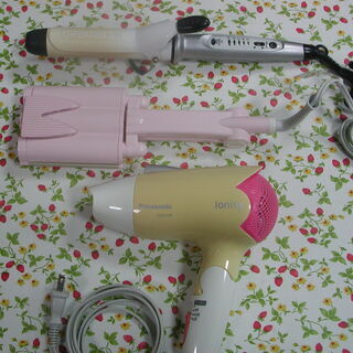 【お引取りありがとうございました】ヘアドライヤー、ヘアーアイロン...