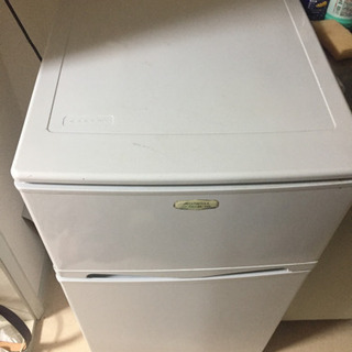 2ドア冷蔵庫 AR-100