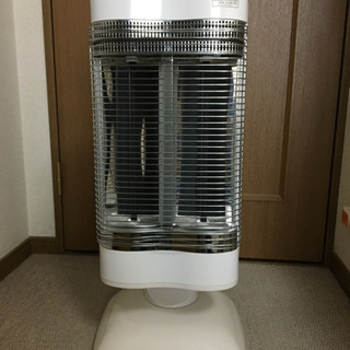 遠赤外線暖房機セラムヒート(ダイキン)