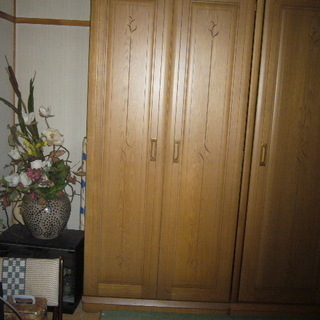 洋ブレザー箪笥美品さしあげます